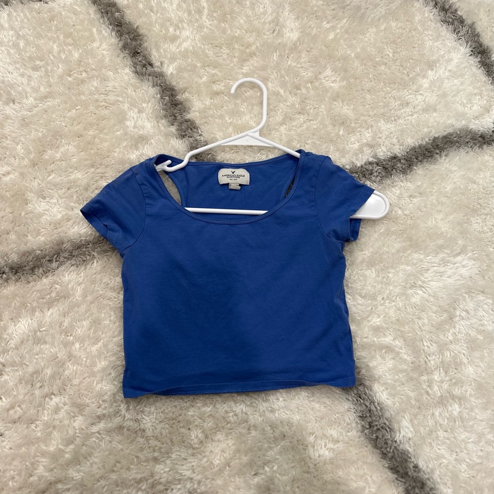AE crop top